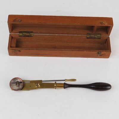 Voorwerpen Adlib\0-9000\v07500-a.jpg; V07500; ;